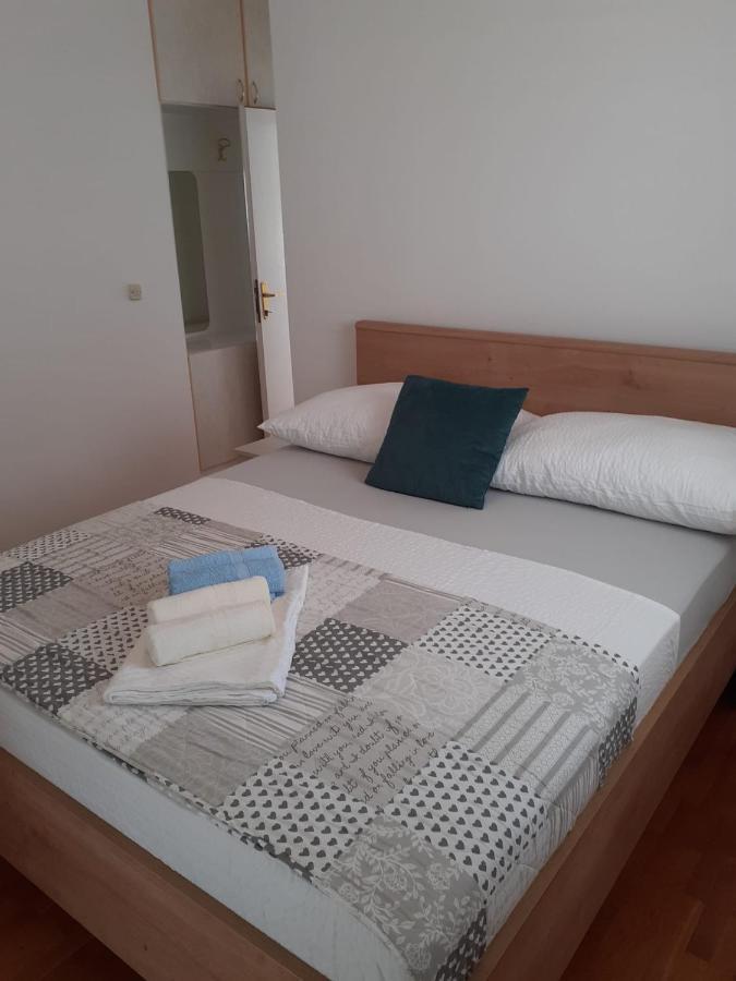 Apartments Vinea Baska Voda Exterior photo